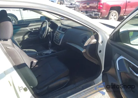 2017 Nissan Altima 2.5 Sr из США, поврежденный, VIN 1N4AL3APXHC181083